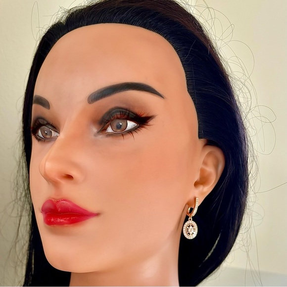 14K Gold Vintage Style Dangle Drop Earrings - Picture 8 of 8